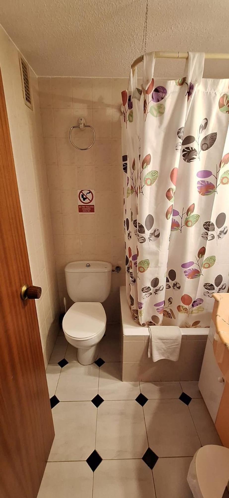 Apartamentos Casa May 1- Centro Benidorm-Solo Mayores De 30 Anos Y Familias Luaran gambar